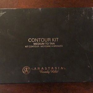Anastasia Contour Medium to Tan
